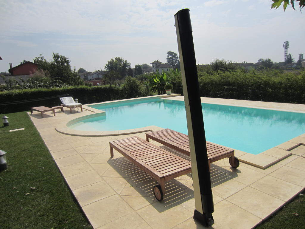 Marinella B&B Cornale Exteriér fotografie
