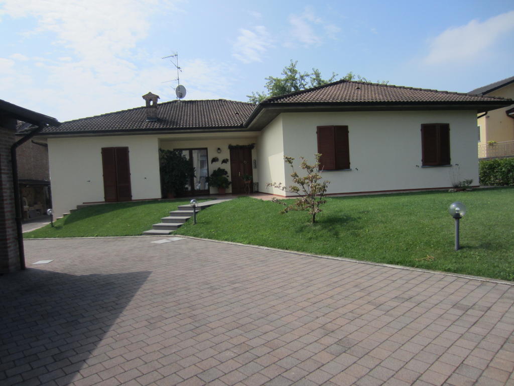 Marinella B&B Cornale Exteriér fotografie
