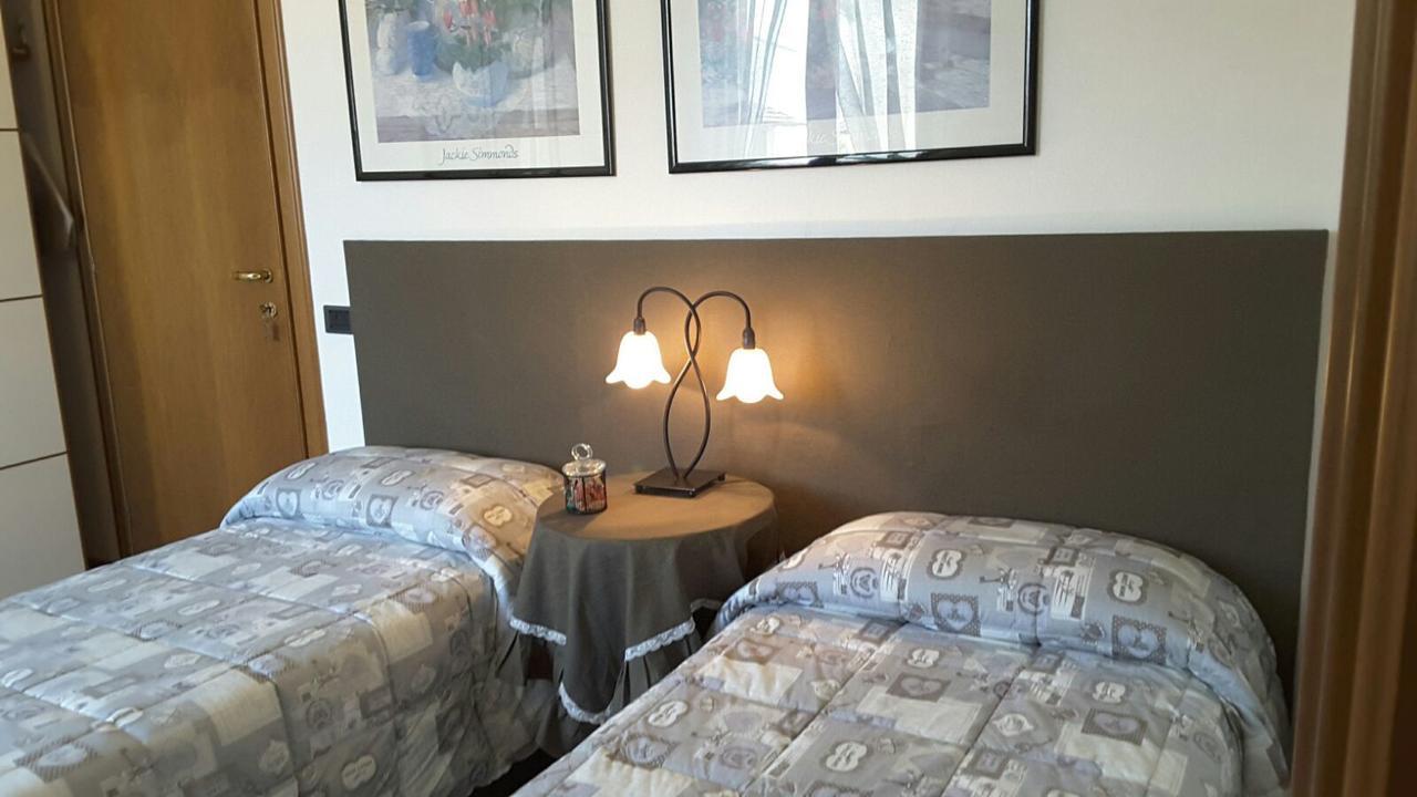 Marinella B&B Cornale Exteriér fotografie