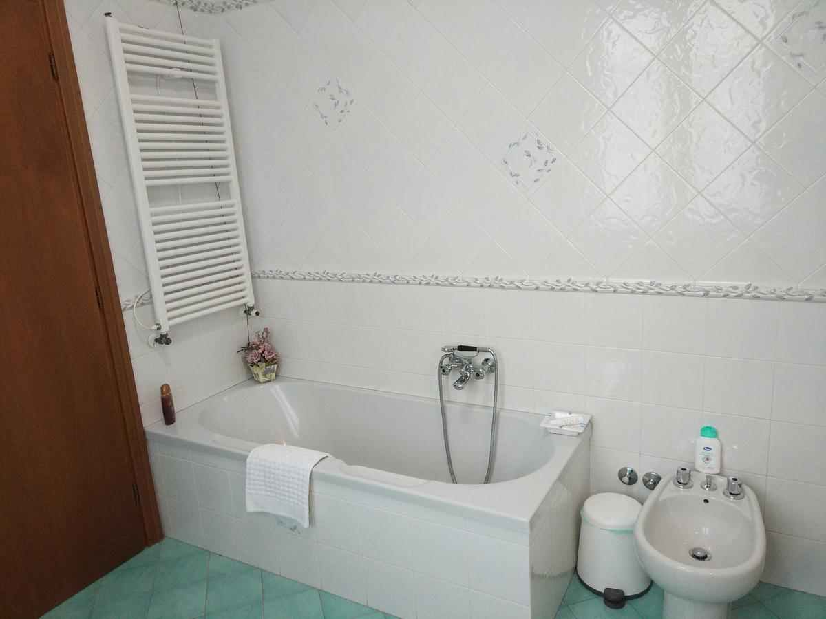 Marinella B&B Cornale Exteriér fotografie